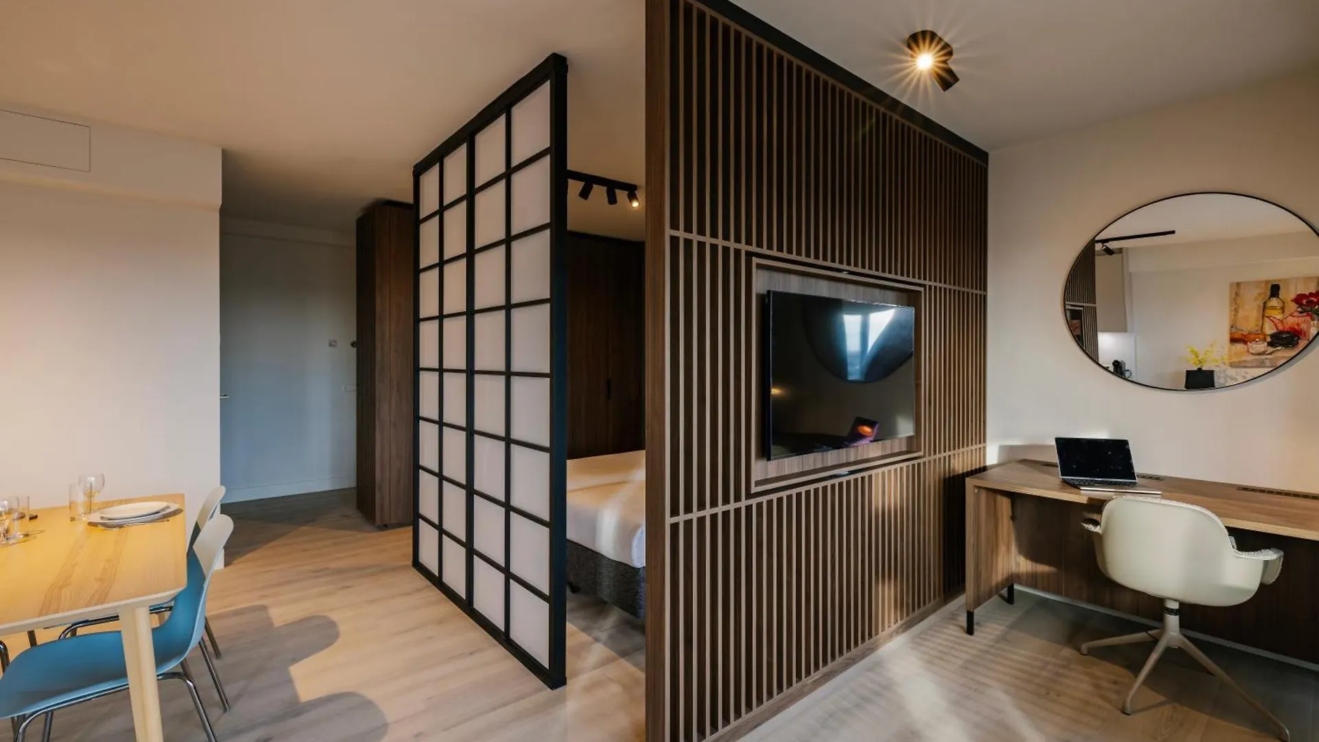 Htel Serviced Apartments Amstelveen 0*,  Niederlande
