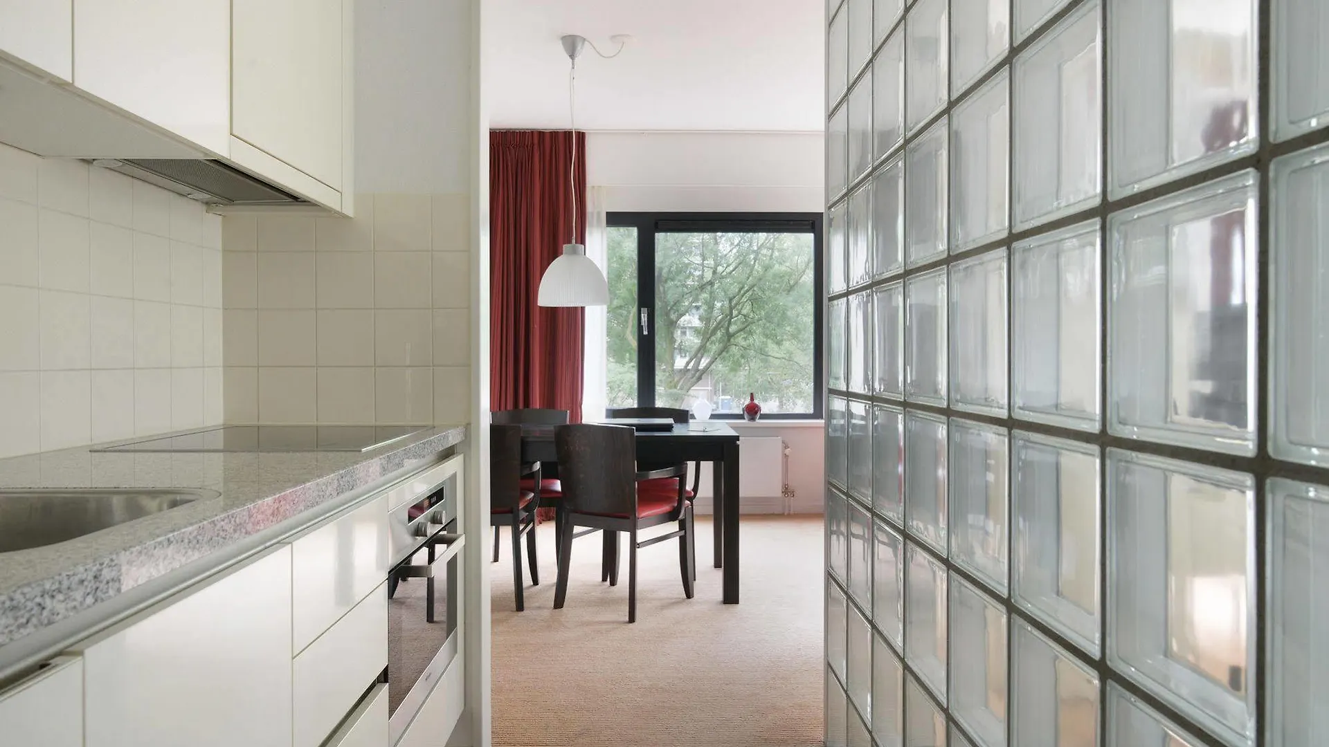 Htel Serviced Apartments Amstelveen